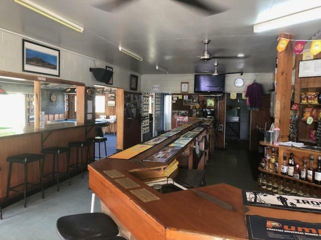 Chillagoe Cockatoo Hotel Motel Экстерьер фото