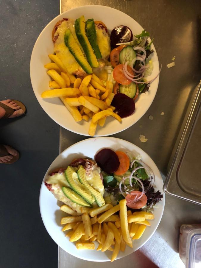 Chillagoe Cockatoo Hotel Motel Экстерьер фото